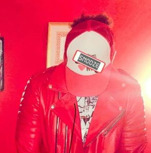 Meet your Posher, Caine